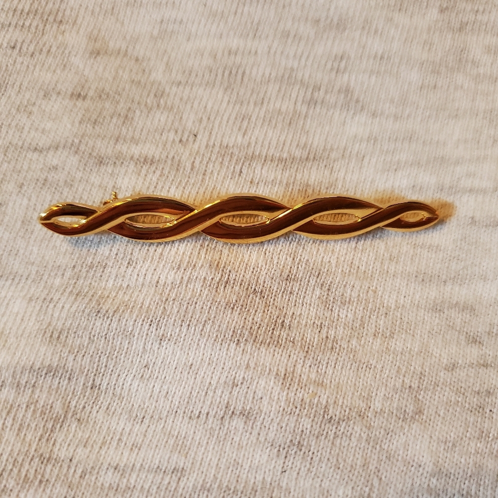 Monet Bar Pin